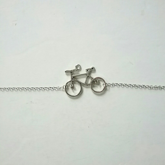 💕4/$25💕Bicycle Bracelet - Picture 4 of 6